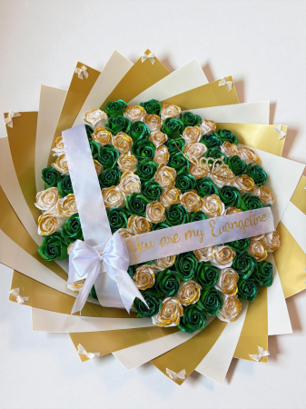 Buchete 101 trandafiri - Buchet 101 trandafiri din sapun verde cu alb