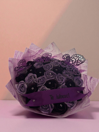 Toată colecția de buchete - Buchet 35 de trandafiri din sapun marsalla inchis si lavanda