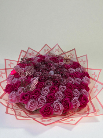 Buchete 101 trandafiri - Buchet cu 101 trandafiri ciclam si roz deschis