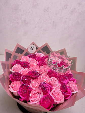 Buchet cu 37 de trandafiri de sapun ciclam si roz deschis [1]