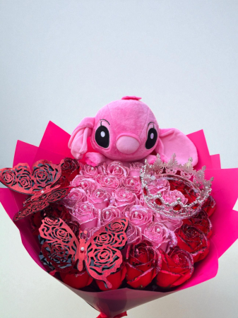 Buchete 51 trandafiri - Buchet cu 51 de trandafiri roz deschis si rosu