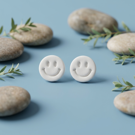 Cercel Smiley Face - White [1]