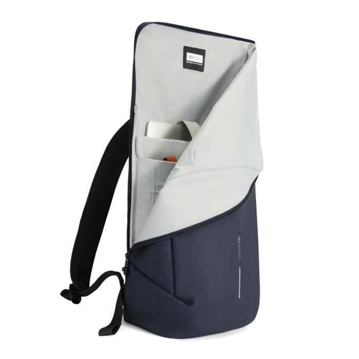 Rucsac urban cu clapa rezistent la apa [47]