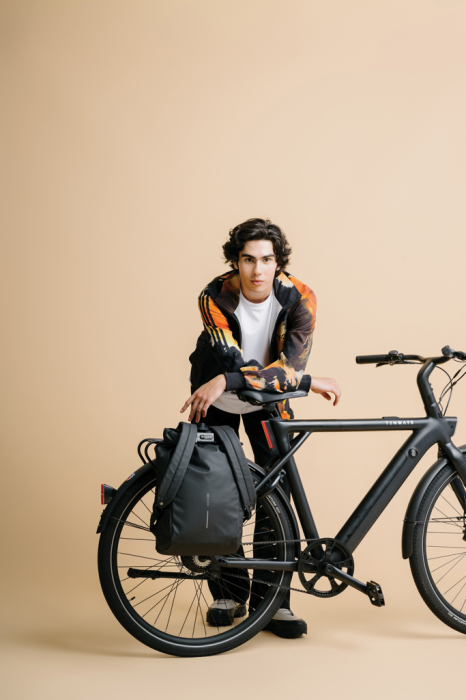Rucsac urban rezistent la apa pentru bicicleta [32]