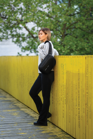 Boxy Sling [18]