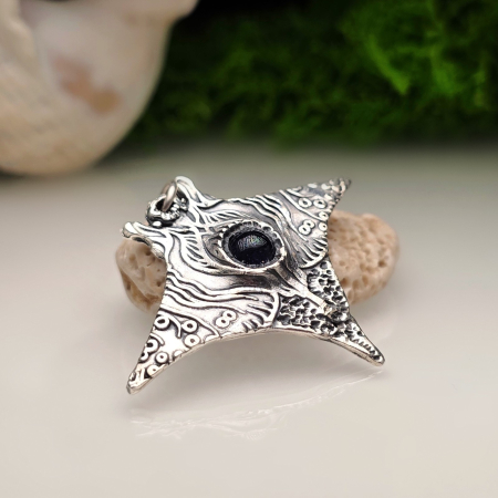 Pandantiv unicat din argint cu safir natural Blue Depths [3]