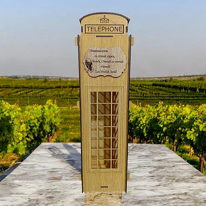 Cutie de vin personalizata cu mesaj standard, cadou personalizat pentru prieteni, familie, cabina telefonica, model 1, dimensiune 35x10cm, maro [1]
