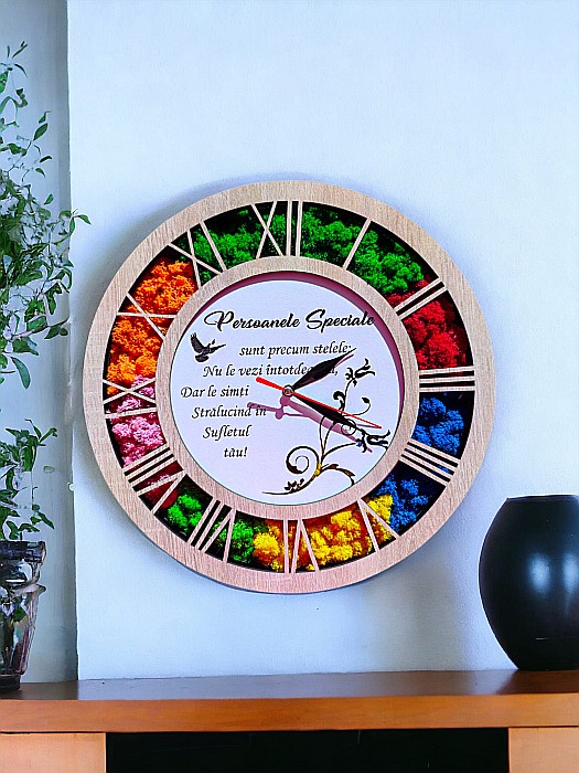 Ceas de perete tip caseta decorata cu licheni naturali stabilizati, cadou personalizat, "Persoanele speciale", cadran alb, sonoma stejar [1]