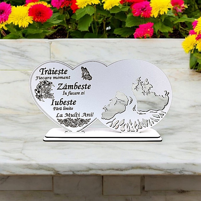 Blank decorativ cu suport, personalizat Trăiește Iubește Zâmbește , Produs în România de Rustic Wood Decor, dimensiune 30x16cm [1]