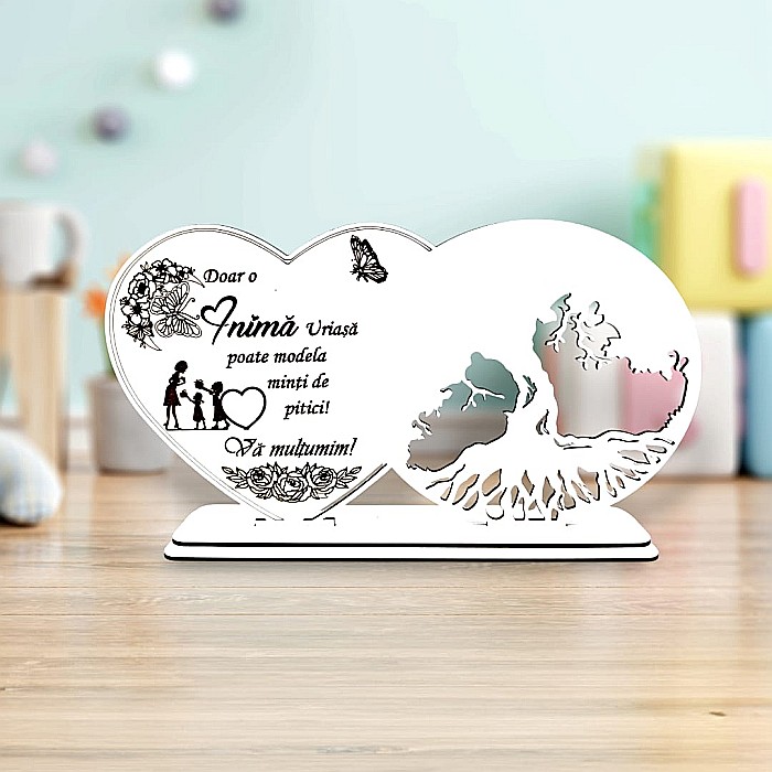Blank decorativ cu suport, personalizat O Inimă Uriașă , Produs în România de Rustic Wood Decor, dimensiune 30x16cm [1]