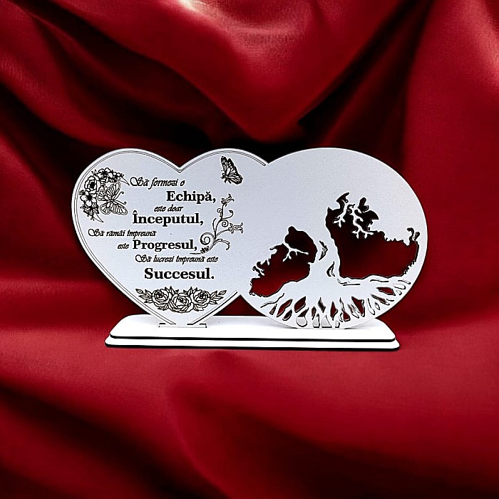 Blank decorativ cu suport, personalizat Să formezi o Echipă este doar Începutul , Produs în România de Rustic Wood Decor, dimensiune 30x16cm [1]