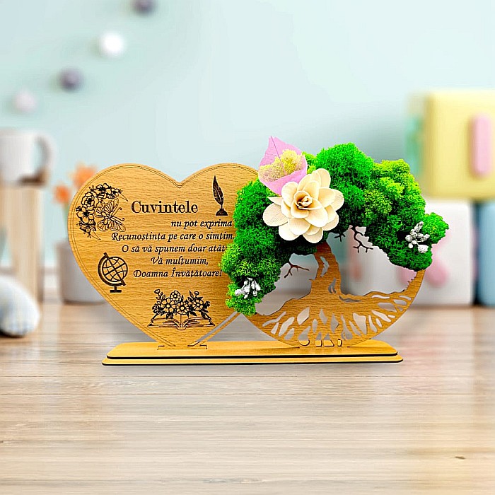 Tablou Inima Copacul vietii decorativ cu suport, personalizat pentru Invatatoare "Cuvintele nu pot exprima..." , Produs în România de Rustic Wood Decor, dimensiune 30x16cm [1]