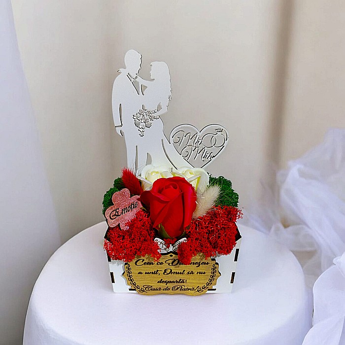 Cadou personalizat, cutie din lemn decorata cu licheni cu mesaj standard pentru Nunta/Sot/Sotie, dimensiune 18x12cm [1]