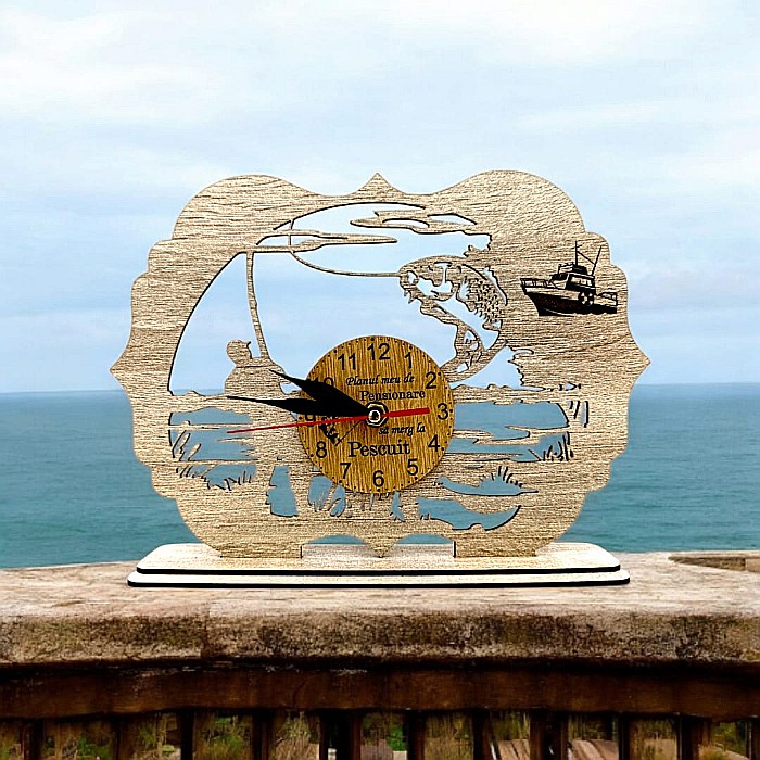 Tablou Ceas cu mesaj standard pentru Pescari "Planul meu de pensionare este...", cadou personalizat perfect pentru Iubitorii de Pescuit, 28x20cm, cadran maro [1]