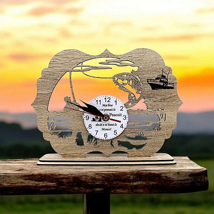 Tablou Ceas cu mesaj standard pentru Pescari "Mai bine o zi proasta la pescuit..", cadou personalizat perfect pentru Iubitorii de Pescuit, 28x20cm [1]