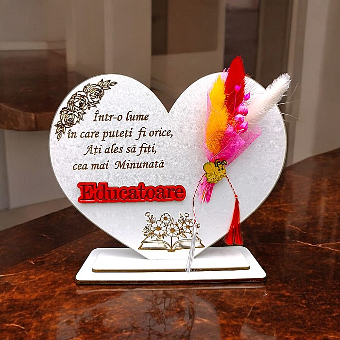 Cadou personalizat Inima cu mesaj standard pentru Educatoare, dimensiune 15cm [1]