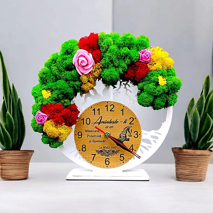 Cadou personalizat, Ceas decorativ copacul vietii cu mesaj standard pentru Ziua Femeii, decorat cu licheni stabilizati si flori decorative naturale, alb [1]