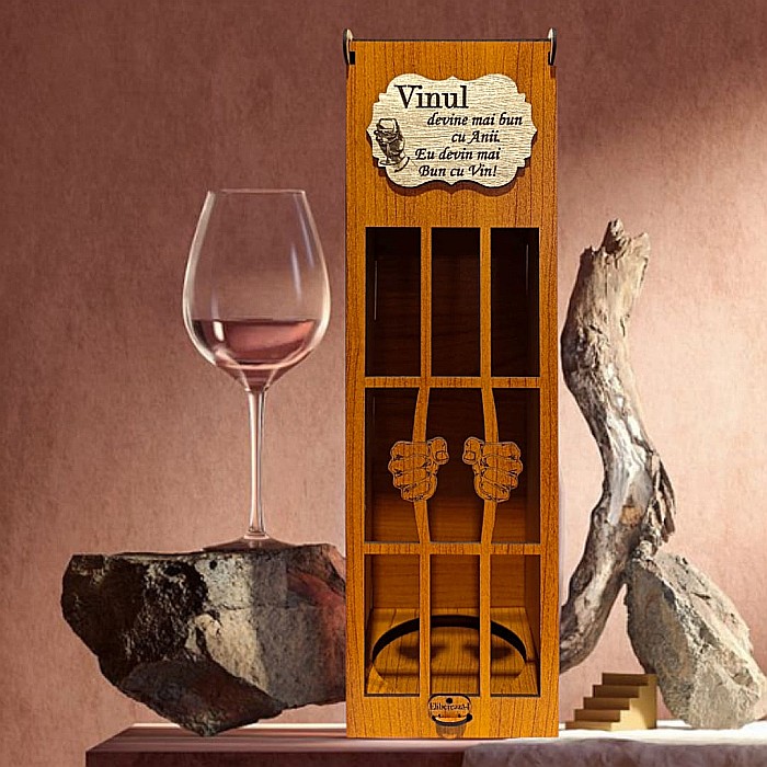 Cadou personalizat, Cutie de vin personalizata cu mesaj standard "Vinul devine mai buni cu anii", pentru prieteni, familie, model închisoare, dimensiune 35x10cm, maro [1]