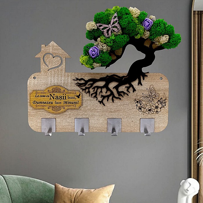 Cadou personalizat, cuier decorat cu licheni pe Bonsai pentru perete cu mesaj standard "La casa cu Nasii buni...!" [1]
