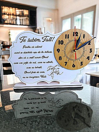 Cadouri Personalizabile - Tablou ceas personalizat cu mesaj standard pentru Tata,"Te iubim ,Tati!" dimensiune 30x20cm, cadran maro