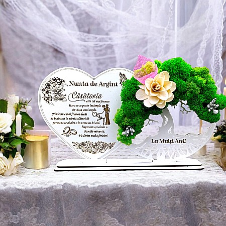 Decoratiune Copacul Vietii-Inima - Tablou Inima Copacul vietii decorativ cu suport, personalizat pentru Nunta "Nunta de Argint..." , Produs în România de Rustic Wood Decor, dimensiune 30x16cm