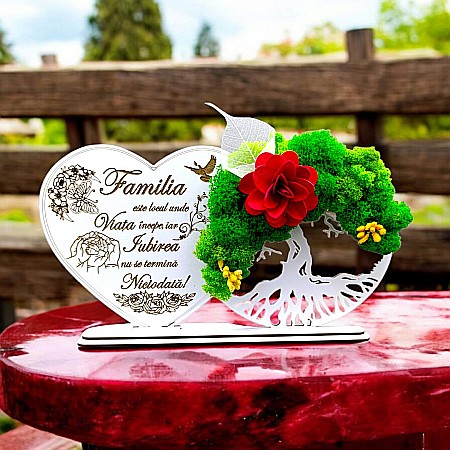 Decoratiune Copacul Vietii-Inima - Tablou Inima Copacul vietii decorativ cu suport, personalizat "Familia este locul unde viata incepe..." , Produs în România de Rustic Wood Decor, dimensiune 30x16cm