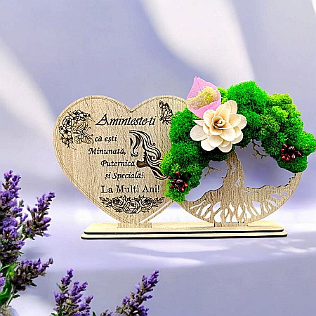 Decoratiune Copacul Vietii-Inima - Tablou Inima Copacul vietii decorativ cu suport, personalizat "Aminteste-ti ca esti Minunata, Puternica..." , Produs în România de Rustic Wood Decor, dimensiune 30x16cm