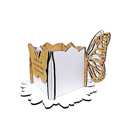 Cadou personalizat, Cutie tip martisor cu fluturi si mesaj standard pentru Ziua Femeii,model nou 2025, dimensiune 10x10, alb [1]