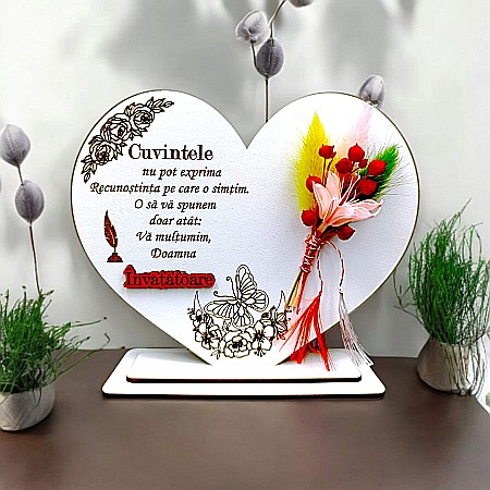 Decoratiuni din Lemn - Cadou personalizat Inima cu mesaj standard pentru Invatatoare, model 2, dimensiune 15cm