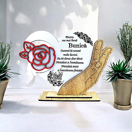 Decoratiuni din Lemn - Cadou personalizat, tablou inima in palma cu mesaj standard pentru "Cea mai buna Bunica", 21x15cm