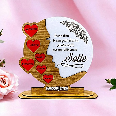 Decoratiuni din Lemn - Cadou personalizat, tablou din lemn cu inimi rosii si mesaj standard pentru Sotie, maro