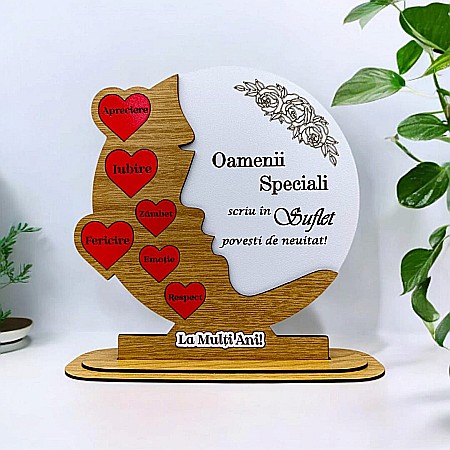 Decoratiuni din Lemn - Cadou personalizat, tablou din lemn cu inimi rosii si mesaj standard pentru Oamenii Speciali, maro