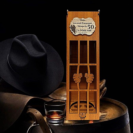 Cutie de Vin Personalizabila - Cadou personalizat, Cutie de vin personalizata cu mesaj standard "Viata cea mai frumoasa incepe la 50", pentru prieteni, familie, dimensiune 35x10cm, maro