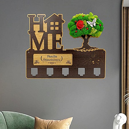 Cadou personalizat, cuier decorat cu licheni pe copac pentru perete cu mesaj standard "Numele Familiei" , 40x30cm