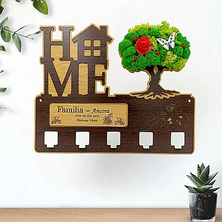 Cadou personalizat, cuier decorat cu licheni pe copac pentru perete cu mesaj standard "Familia este ancora, care ne tine in furtuna vietii!" , 40x30cm