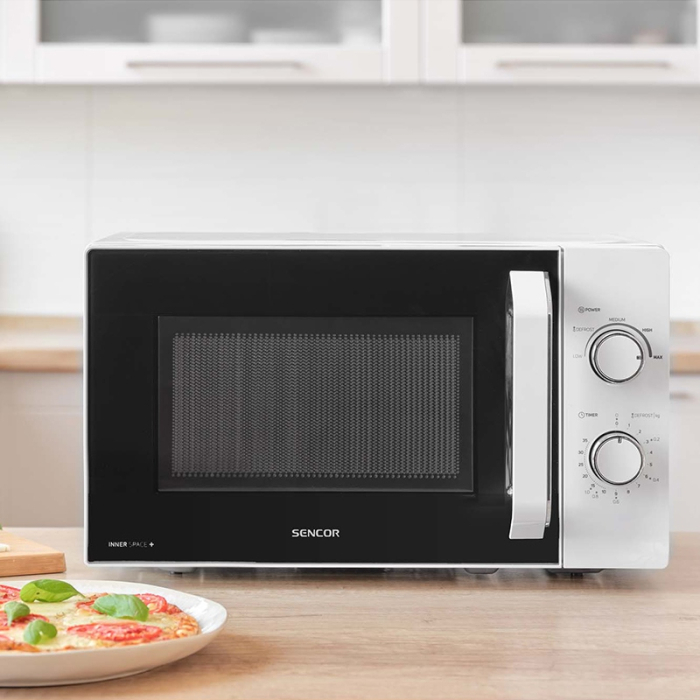 CUPTOR CU MICROUNDE 20L 700W SENCOR [12]