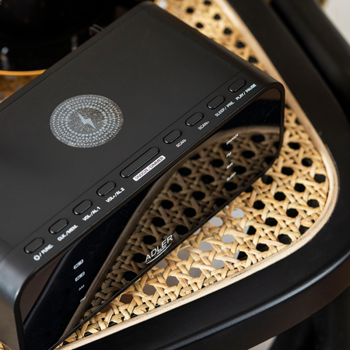 RADIO CU CEAS INCARCARE WIRELESS AD 1192 NEGRU ADLER [10]