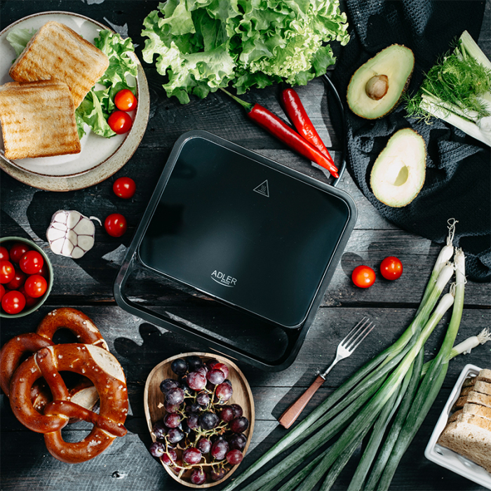 SANDWICH MAKER 2 IN 1 AD 3070 NEGRU ADLER [5]