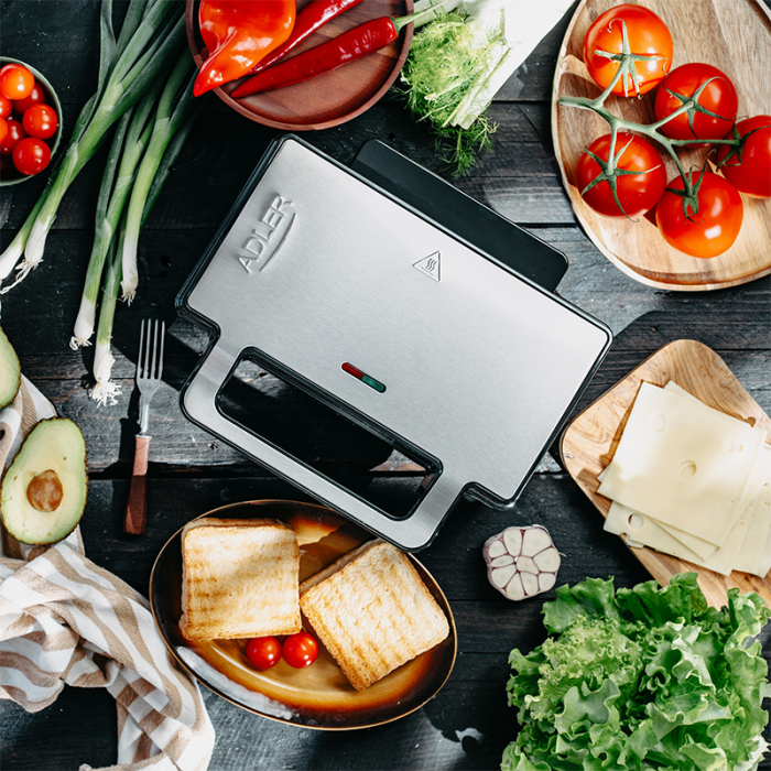 SANDWICH MAKER 2 IN 1 AD 3073 ADLER [8]