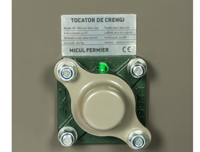 Tocator de crengi Micul Fermier, motor benzina 15 CP, cu carlig de remorcare, 120 mm diametru maxim de taiere, pentru rumegus [2]