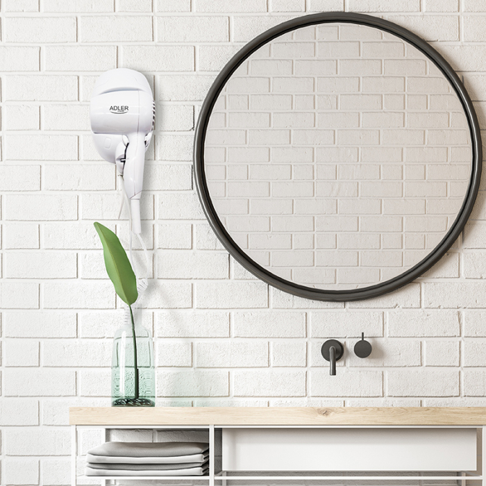 USCATOR DE PAR HOTELIER DE PERETE [8]