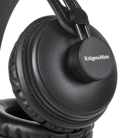 CASTI STUDIO MODEL MONITOR KRUGER&MATZ [2]