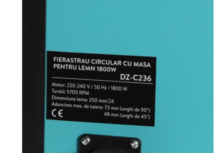 Fierastrau circular cu masa pentru lemn 1800W [3]