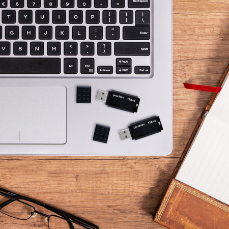 FLASH DRIVE 64GB USB 2.0 UME3 GOODRAM [4]