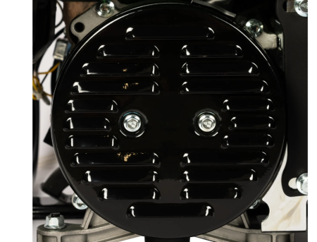 Generator Micul Fermier, 2.8KW, cu pornire manuala, motor benzina 4T, doua prize 230V, rezervor combustibil 15L [5]