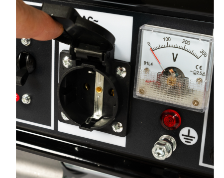 Generator Micul Fermier, 2.8KW, cu pornire manuala, motor benzina 4T, doua prize 230V, rezervor combustibil 15L [3]