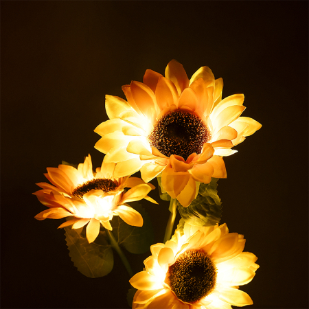 LAMPA SOLARA DECORATIVA FLOAREA SOARELUI REBEL [6]