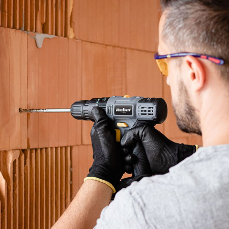 MASINA DE GAURIT SI INSURUBAT CU ACUMULATOR REBEL [4]