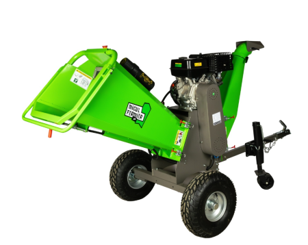 Tocator de crengi Micul Fermier, motor benzina 15 CP, cu carlig de remorcare, 150 mm diametru maxim de taiere, pentru rumegus [2]