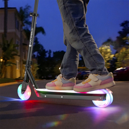 TROTINETA ELECTRICA PENTRU COPII FUN WHEELS LIGHT REBEL [2]